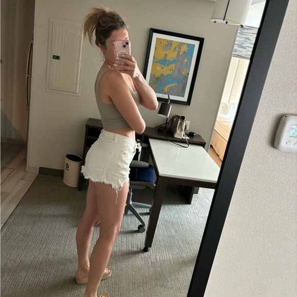 Blu Ivy Young Contemporary White Denim Cut Off Shorts SMALL - Picture 4 of 9